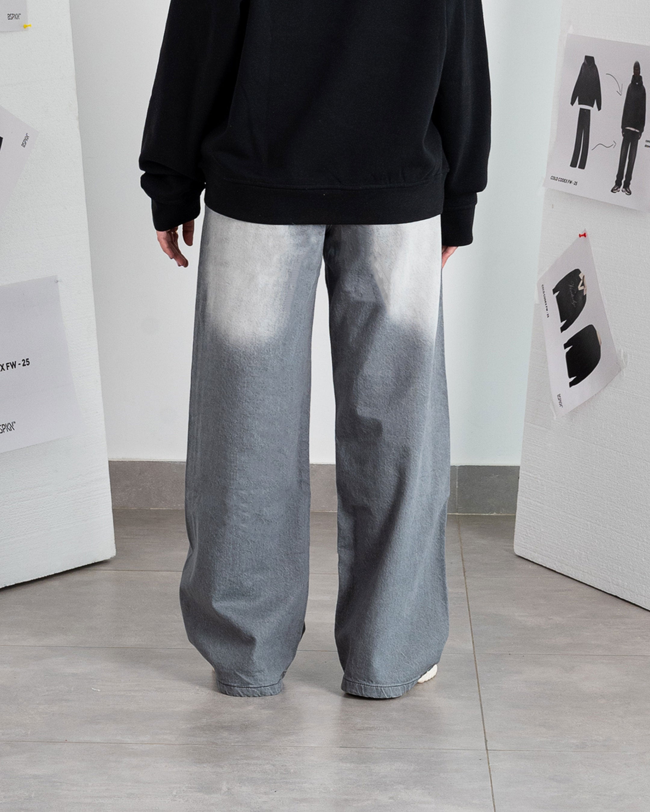 Overcast Grey Denim - Loose fit - UNISEX