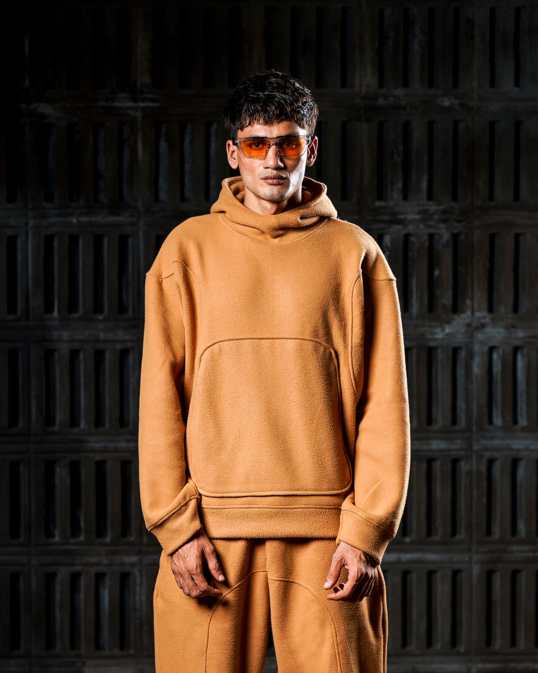 Brown Intersect hoodie – Oversized Main image