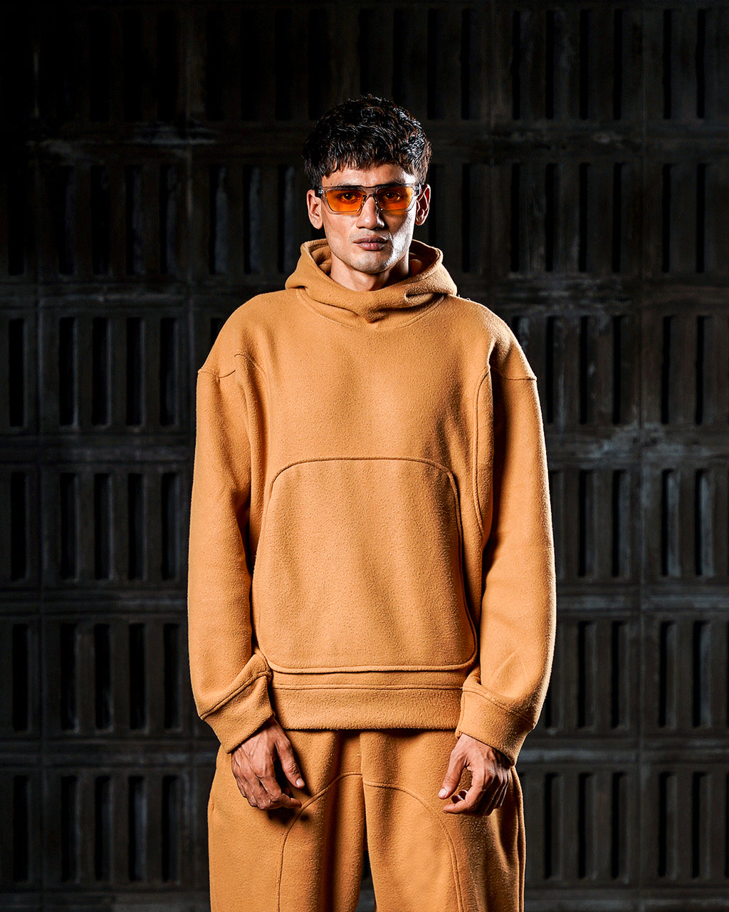 Brown Intersect hoodie – Oversized