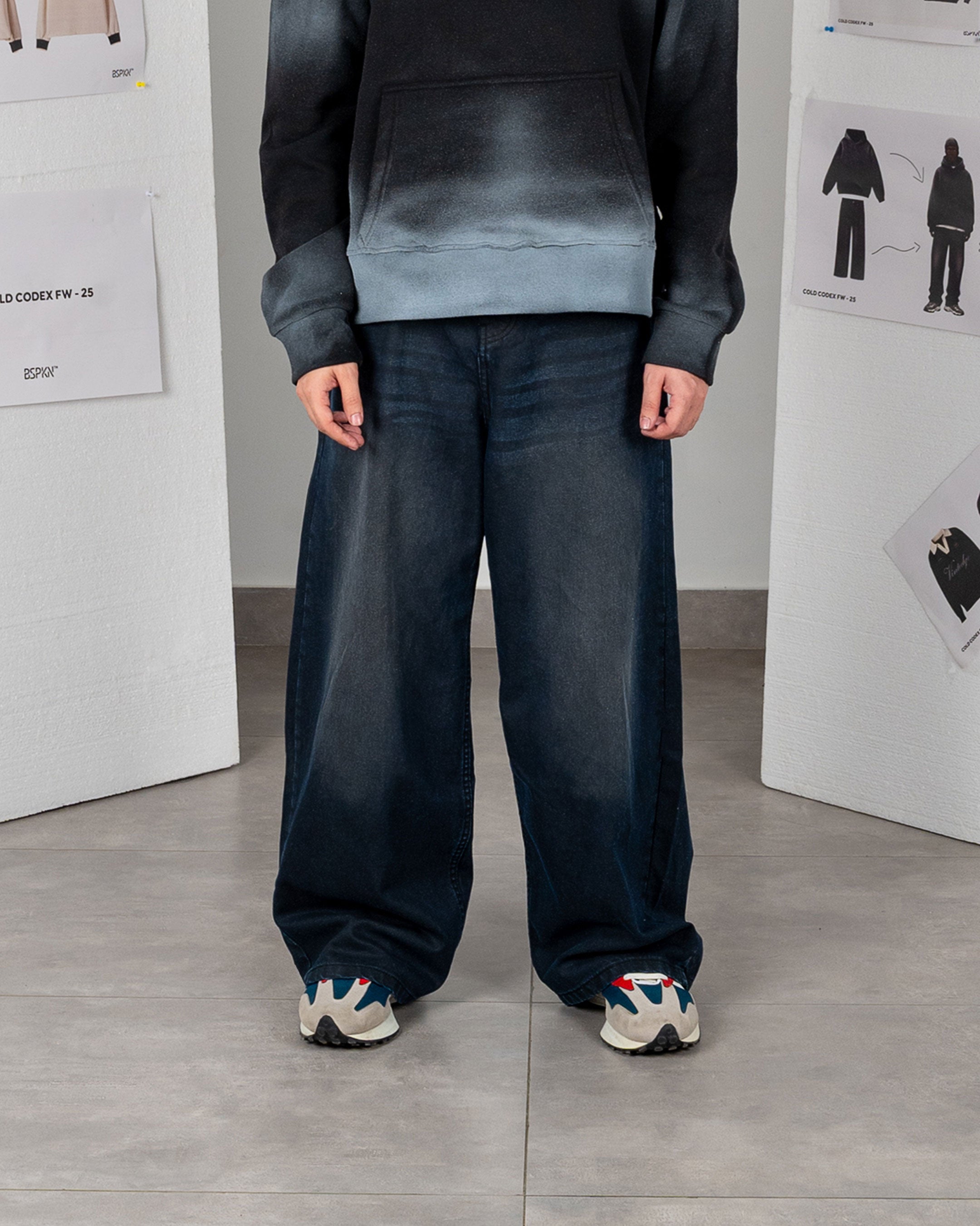 Deep Indigo Denim - Loose fit - UNISEX Main image