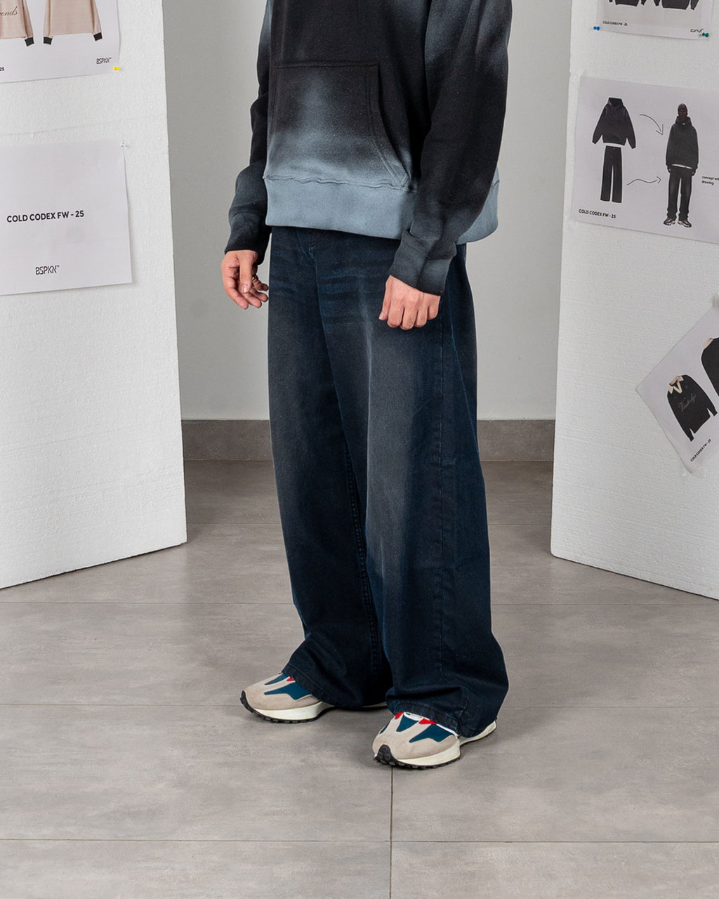 Deep Indigo Denim - Loose fit - UNISEX