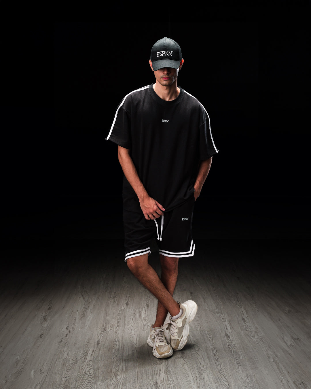 Black Oversize Piped Short - UNISEX