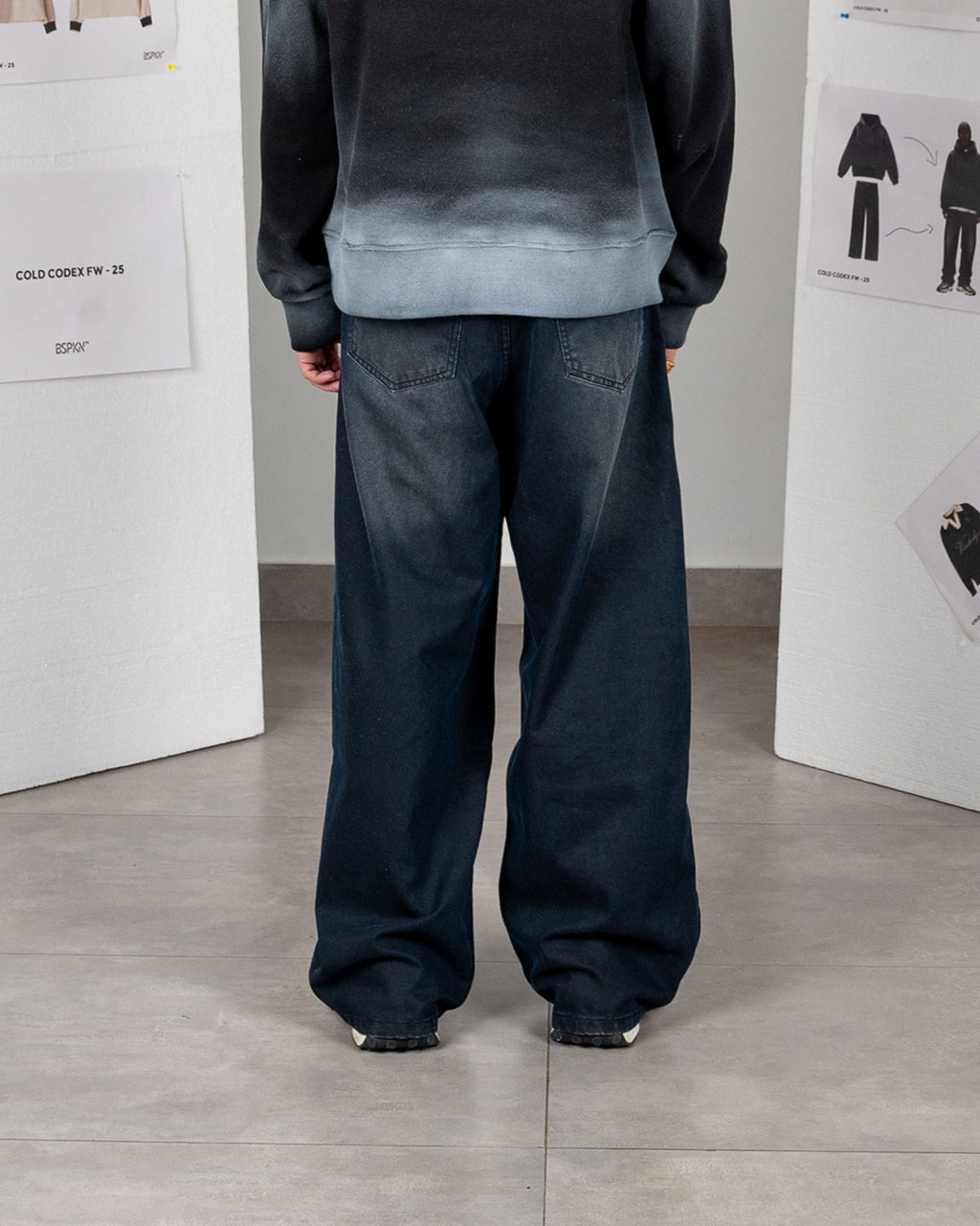 Deep Indigo Denim - Loose fit - UNISEX