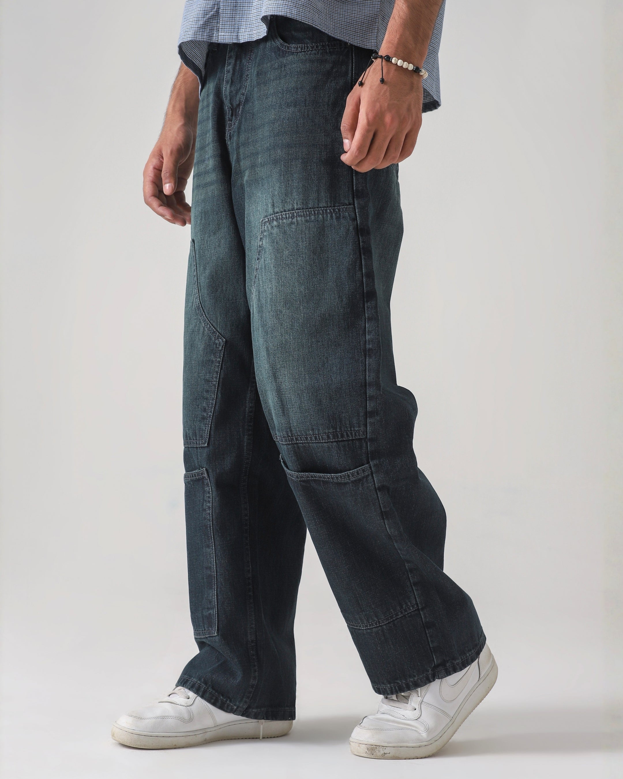 THE UTILITY OLIVE LOOSE DENIM