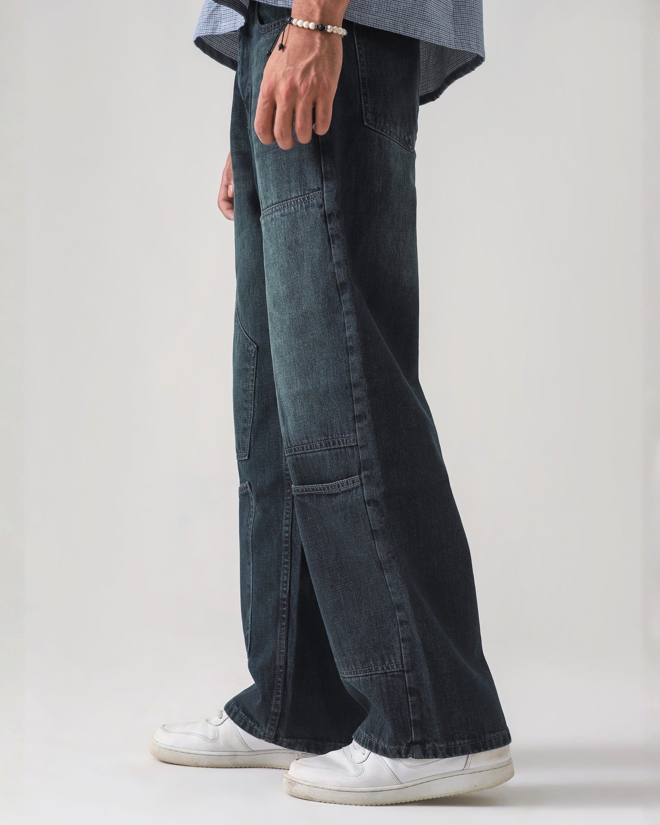 THE UTILITY OLIVE LOOSE DENIM