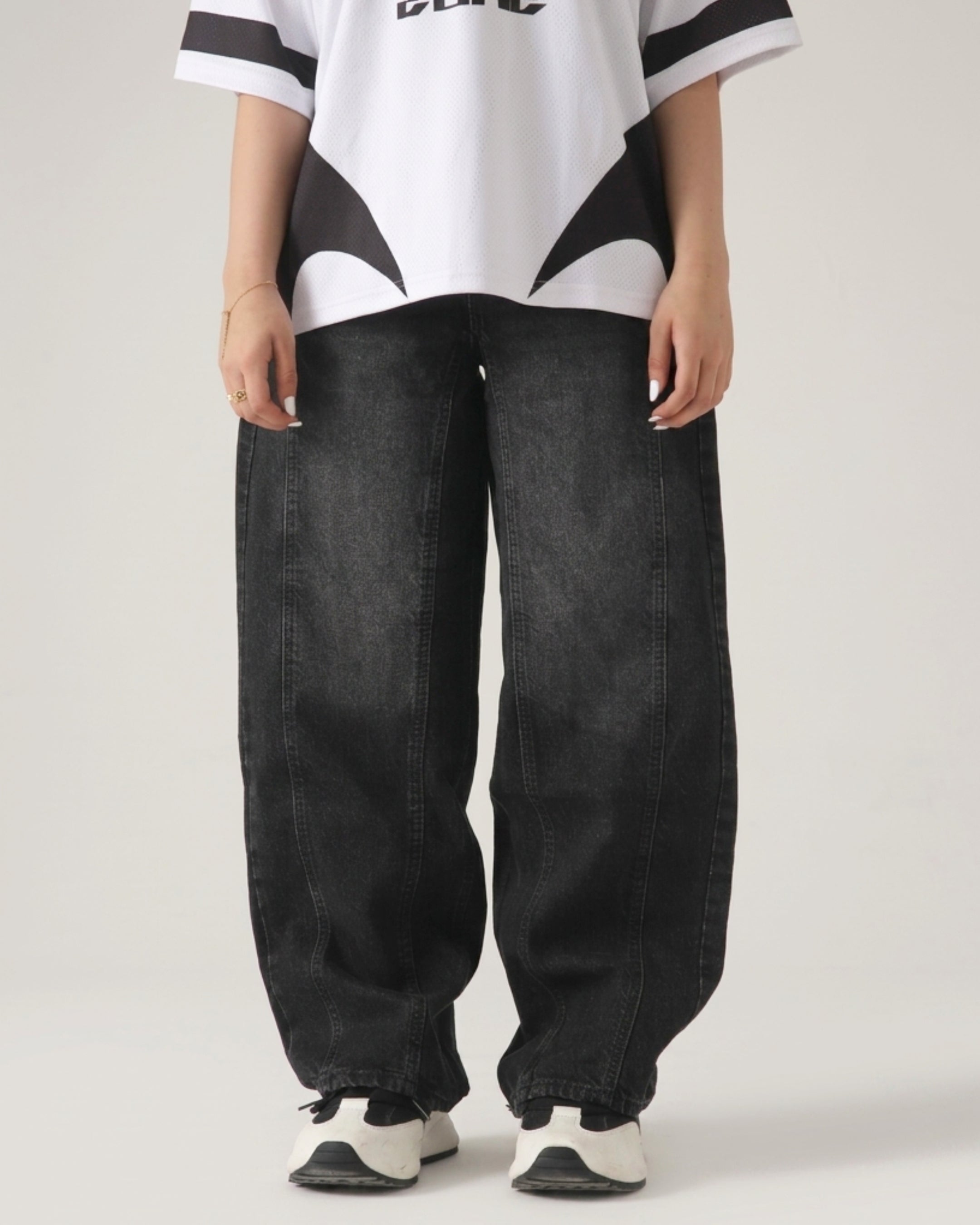 The Shadow Rail Black Loose Denim Secondary image