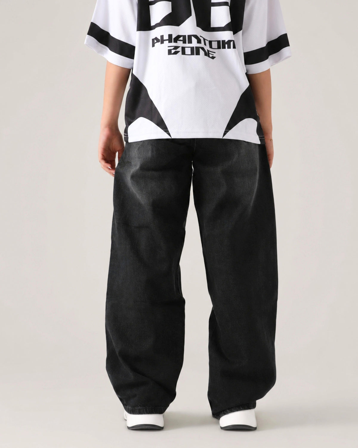 THE SHADOW RAIL BLACK LOOSE DENIM