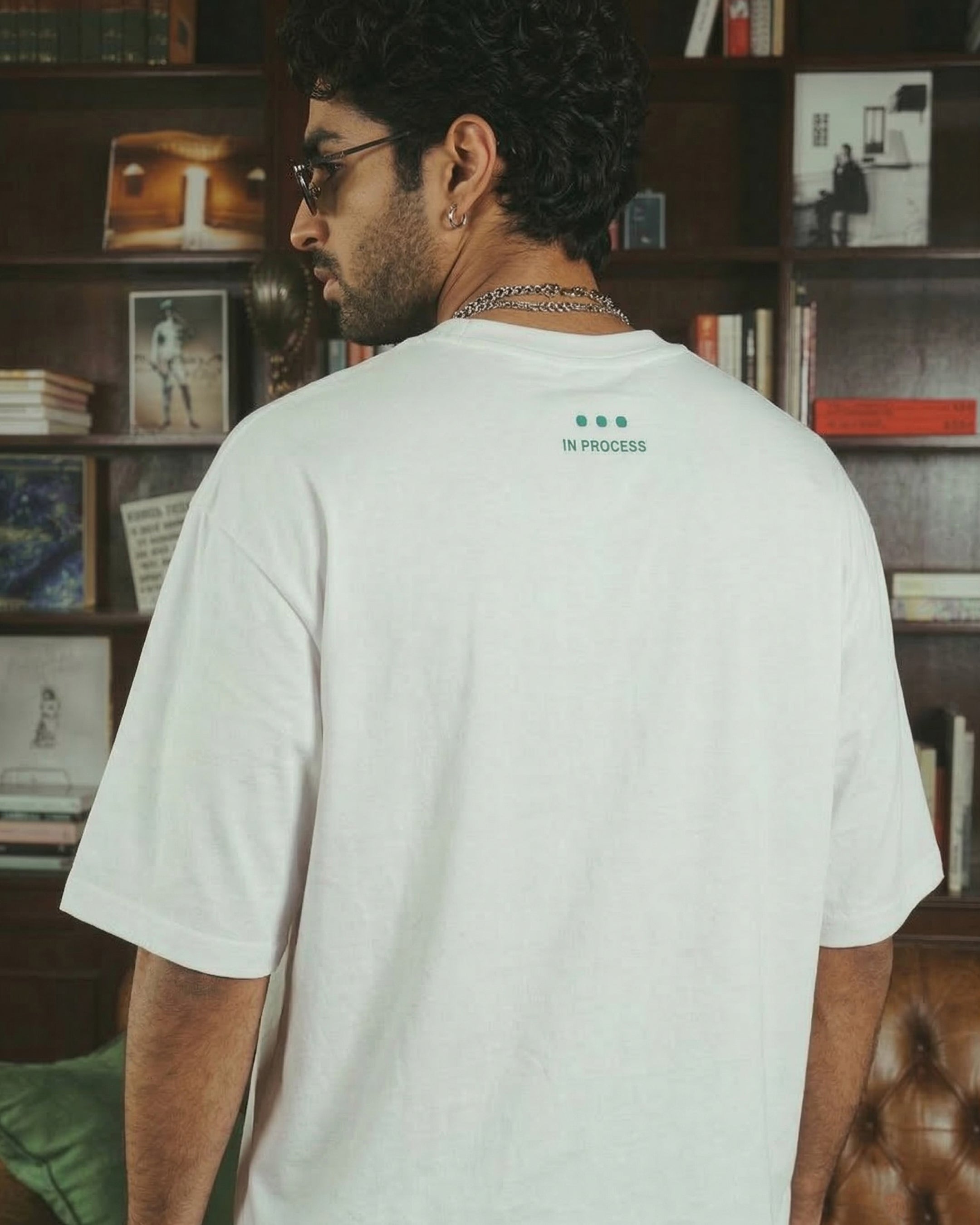 THE NEUTRAL SYNC TEE - UNISEX Secondary image