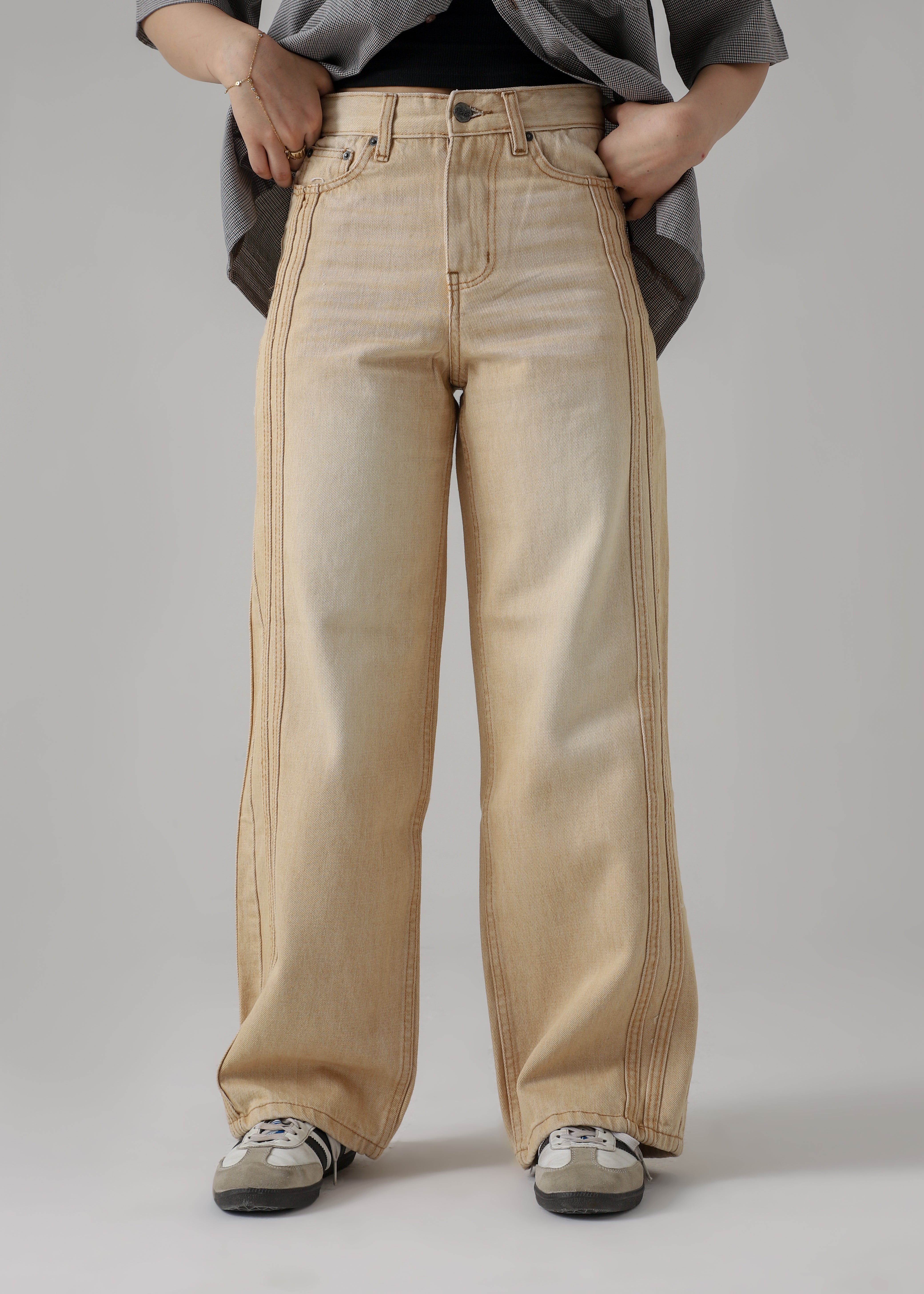 Trail Stripe Beige Loose Denim Main image