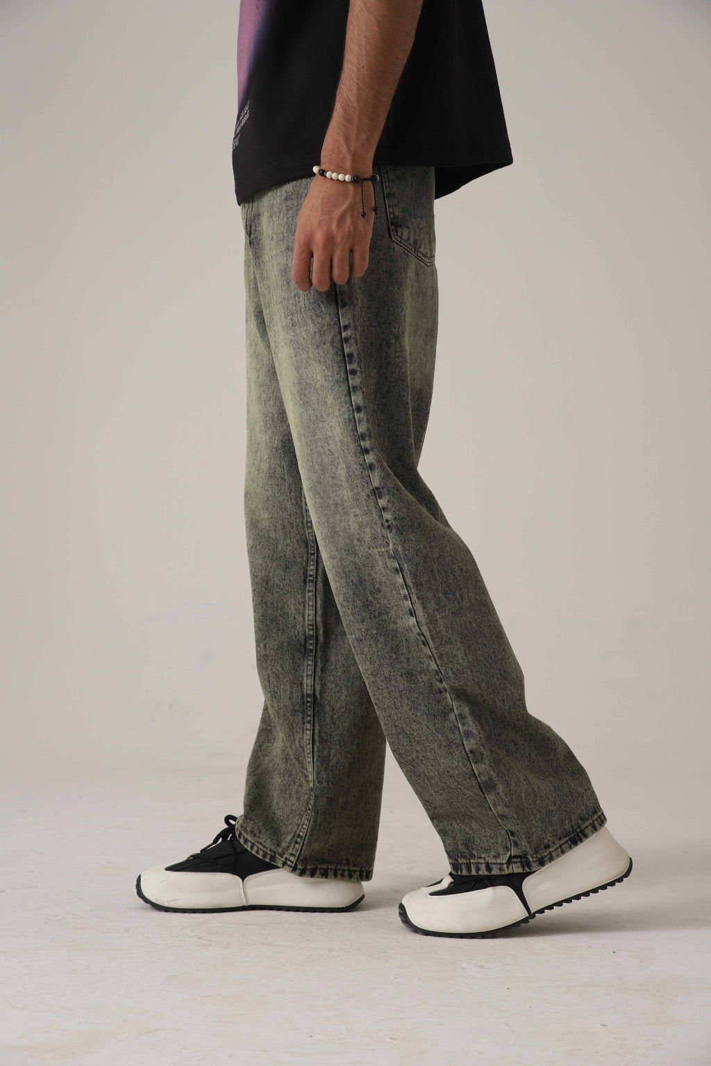 The Moss Acid Static Baggy Denim
