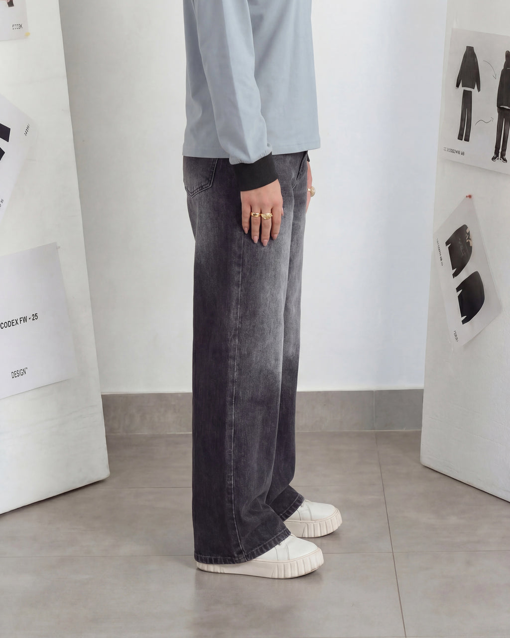 Mid-Grey Baggy Denim - Loose Fit - UNISEX